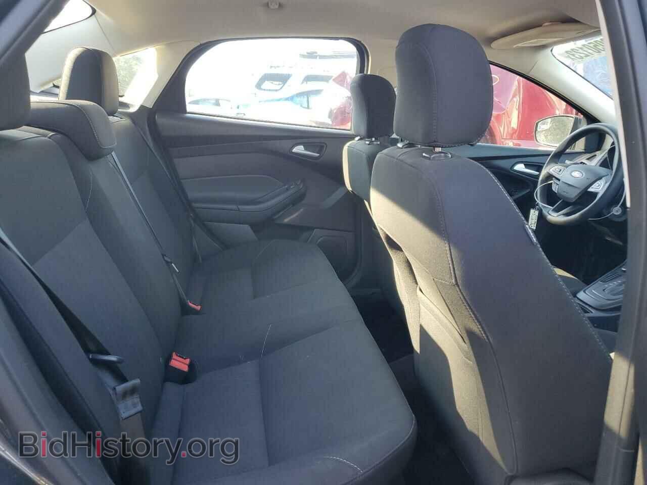 2017 FORD FOCUS - VIN: 1FADP3F21HL251925 - Photo 10