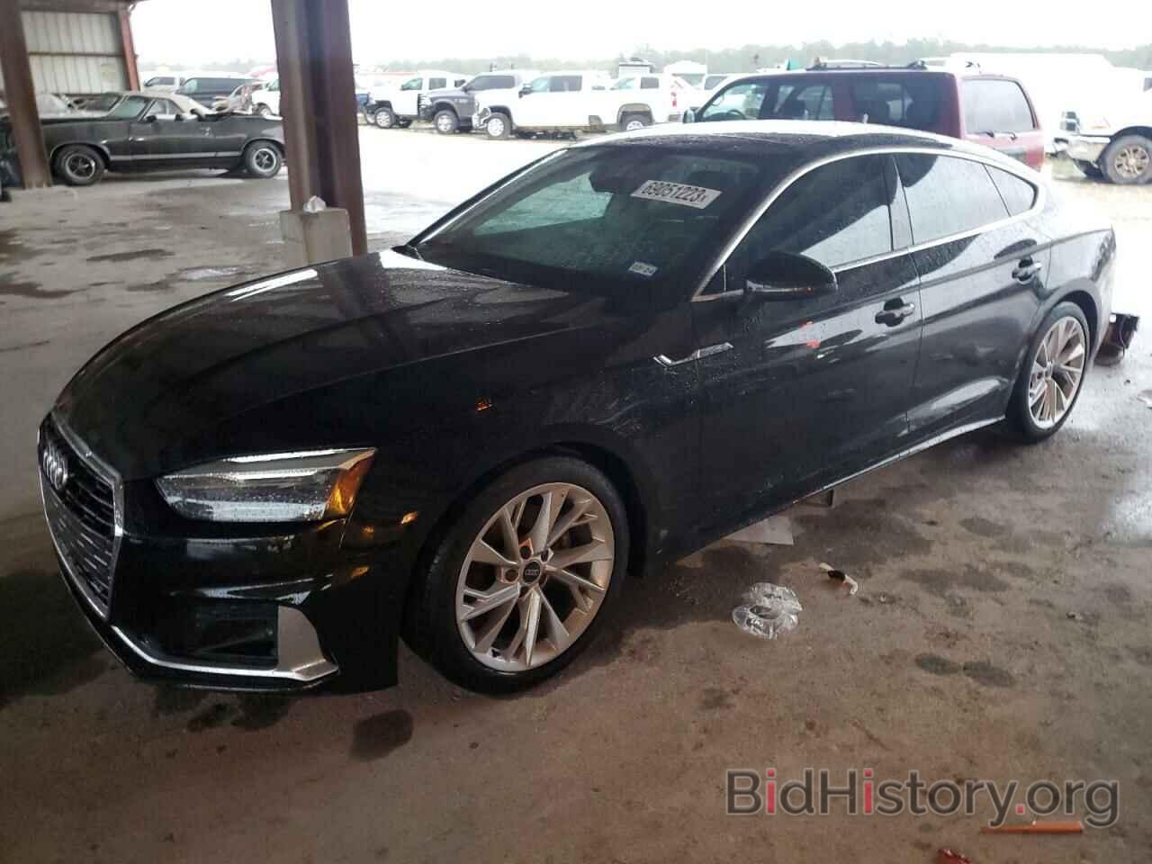 Photo WAUABCF59NA026498 - AUDI A5 2022