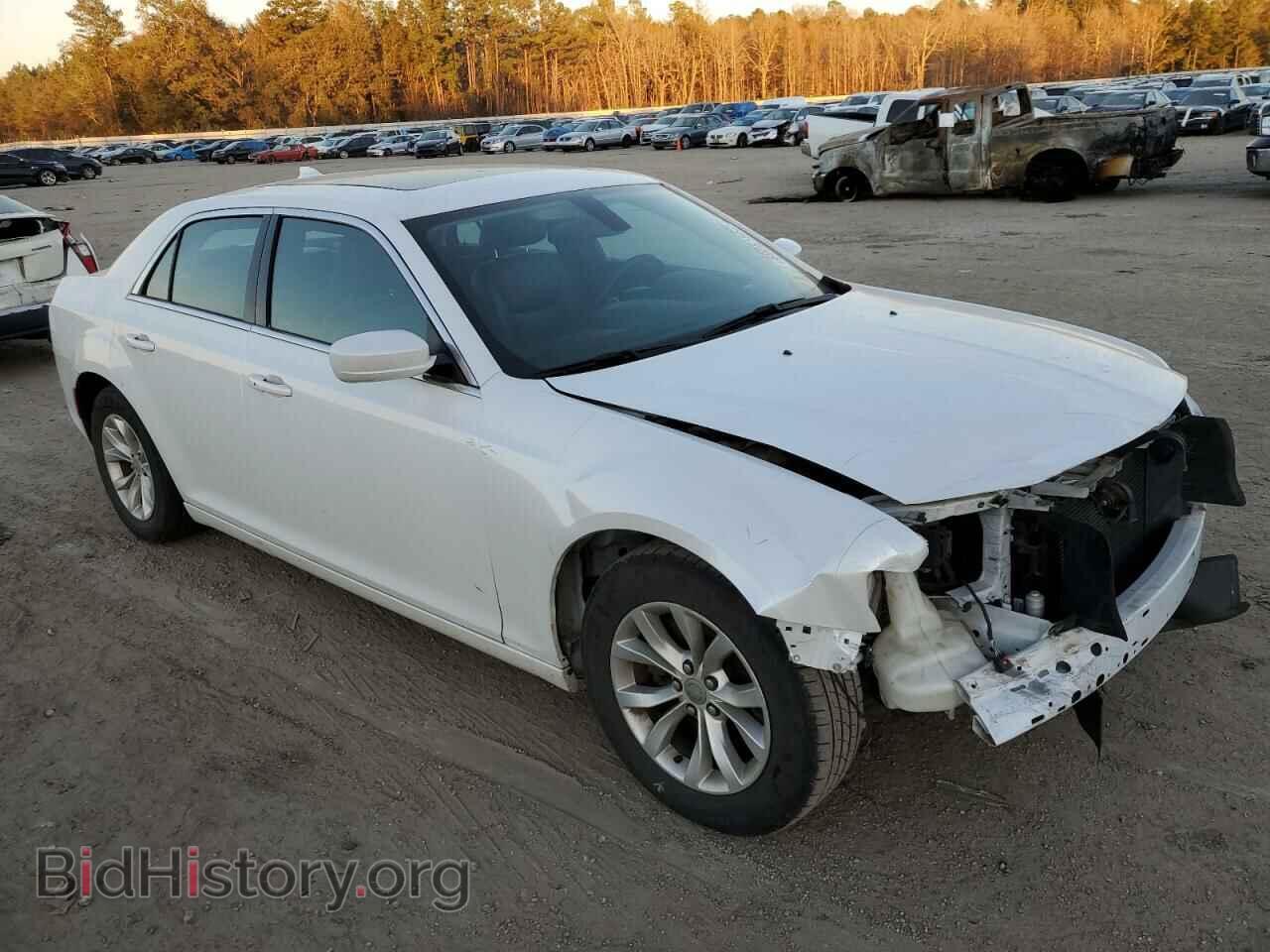2015 CHRYSLER 300 - VIN: 2C3CCAAG5FH898867 - Фото 4