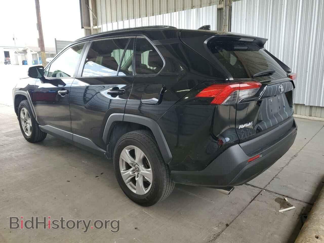 2020 TOYOTA RAV4 - VIN: JTMP1RFV8LD057465 - Фото 2