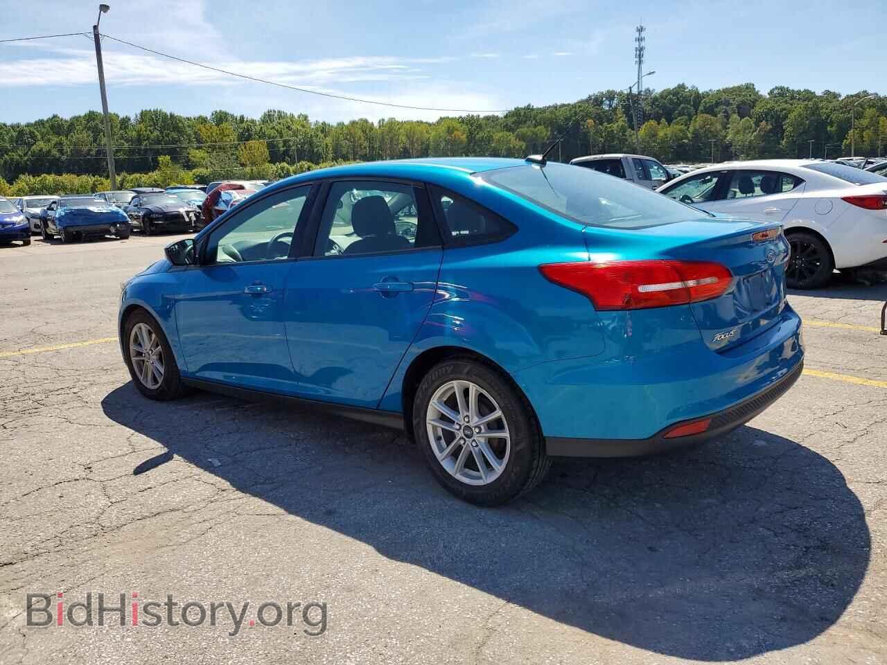2017 FORD FOCUS - VIN: 1FADP3F2XHL236856 - Фото 2