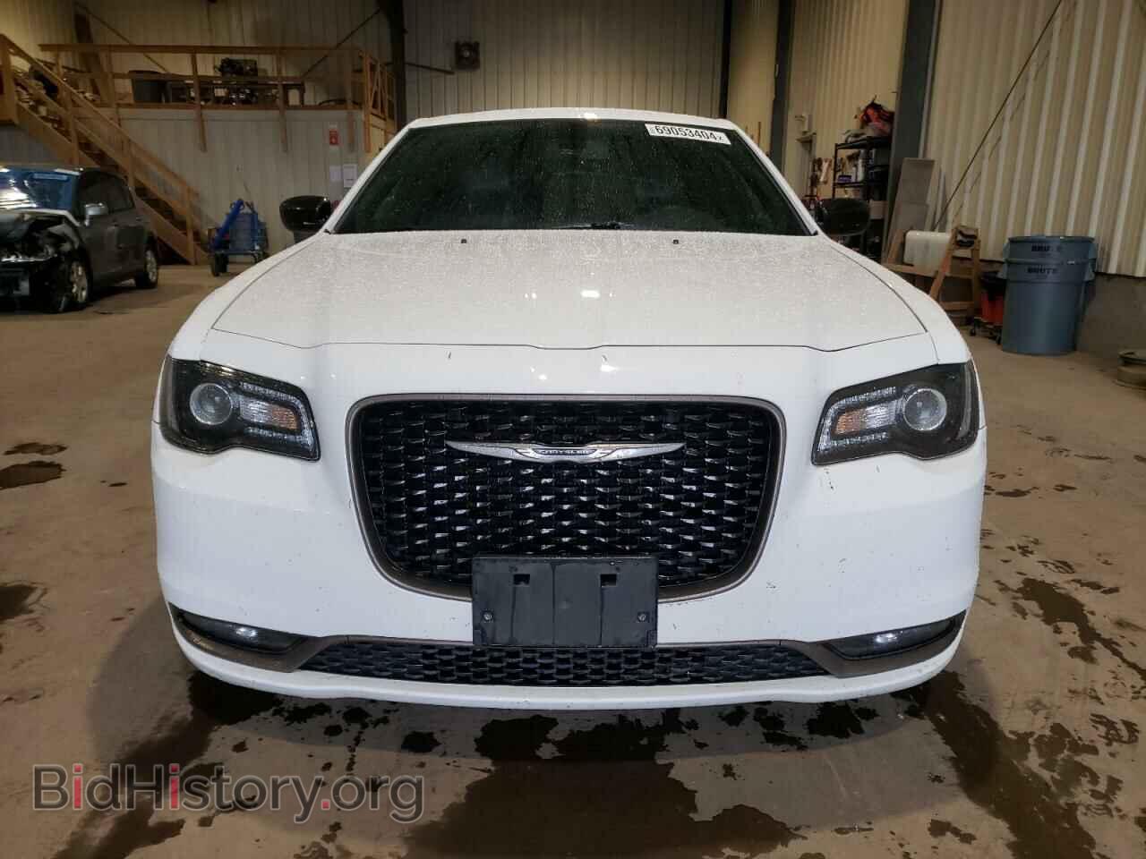 2018 CHRYSLER 300 - VIN: 2C3CCABG8JH315280 - Фото 5