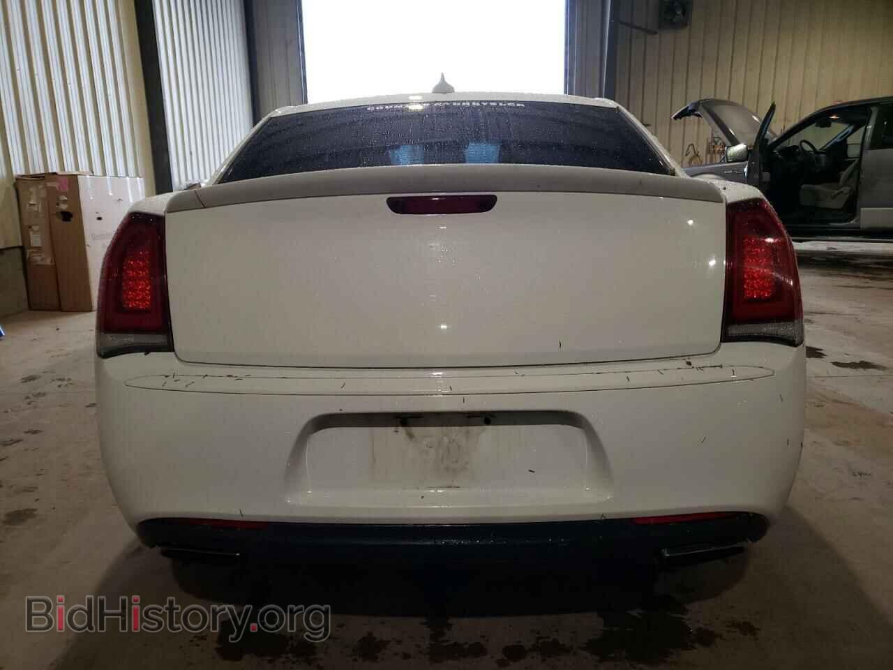 2018 CHRYSLER 300 - VIN: 2C3CCABG8JH315280 - Фото 6
