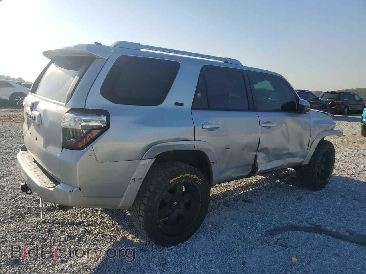 2017 TOYOTA 4RUNNER - VIN: JTEBU5JR2H5415497 - Фото 3