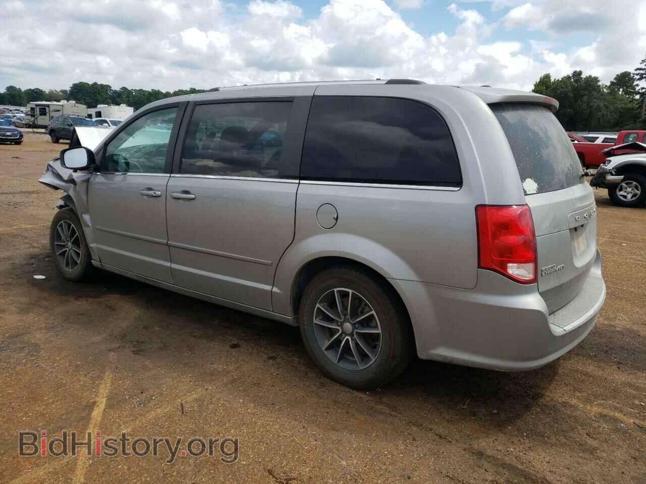 2017 DODGE CARAVAN - VIN: 2C4RDGCG7HR562007 - Photo 2