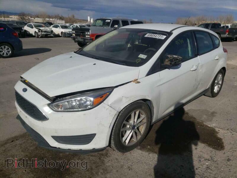 2016 Ford FOCUS (VIN 1FADP3K28GL270413) — photo 2 of 10