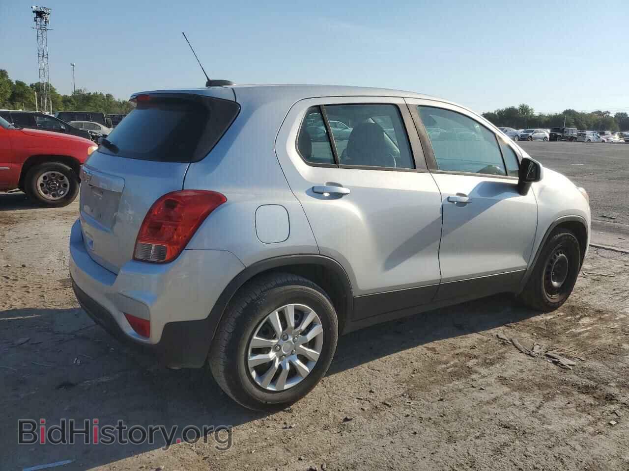 2017 CHEVROLET TRAX - VIN: KL7CJKSB3HB261480 - Фото 3