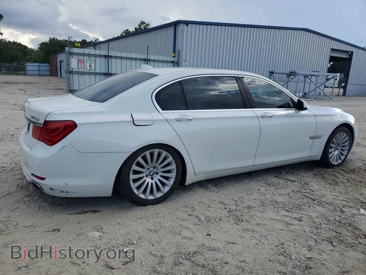 2012 BMW 7 SERIES - VIN: WBAKB8C55CC964800 - Фото 3