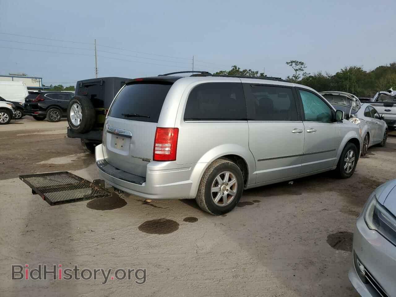 2010 CHRYSLER MINIVAN - VIN: 2A4RR5D14AR413022 - Фото 3