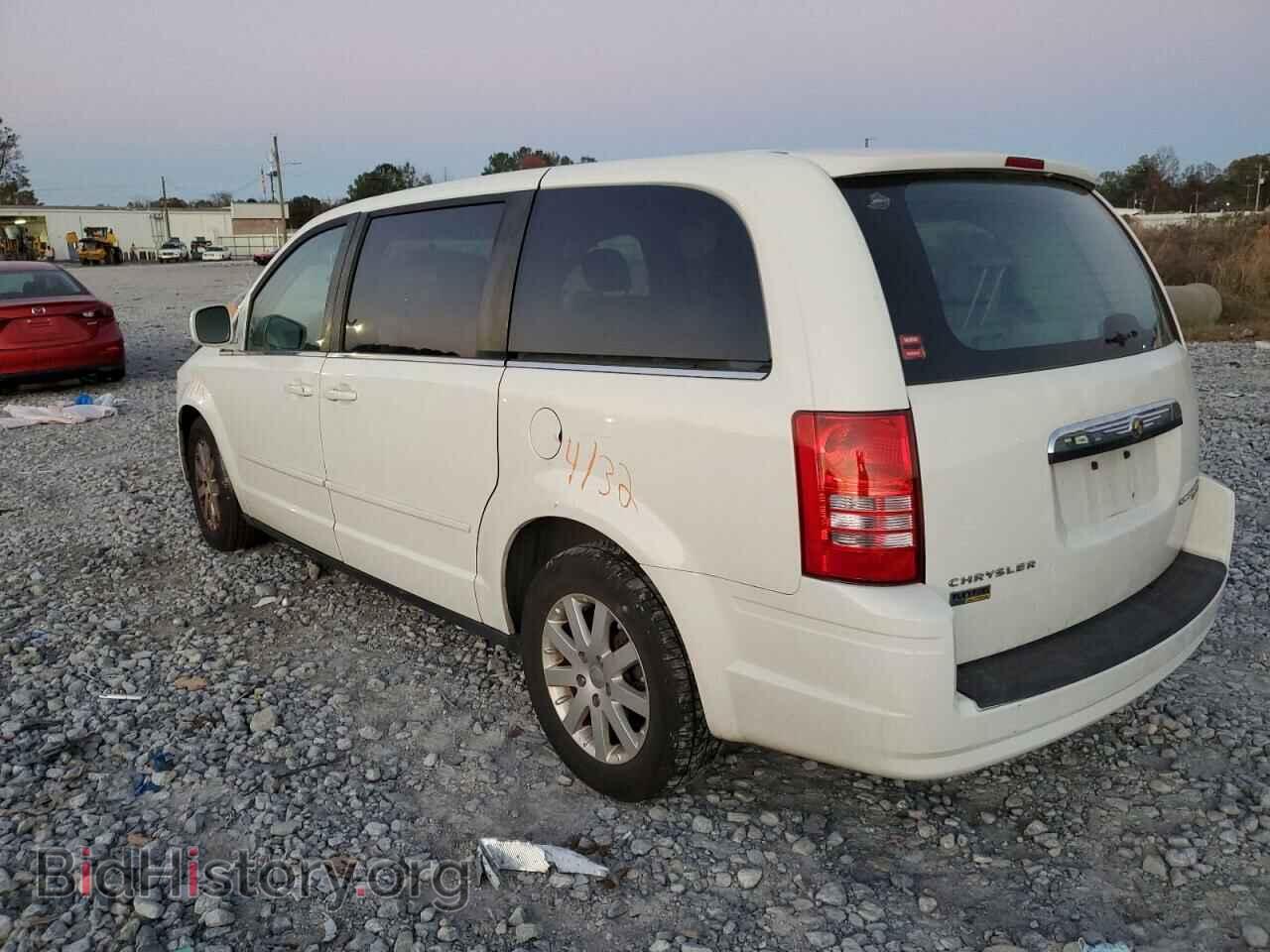 2010 CHRYSLER MINIVAN - VIN: 2A4RR4DE9AR203948 - Фото 2