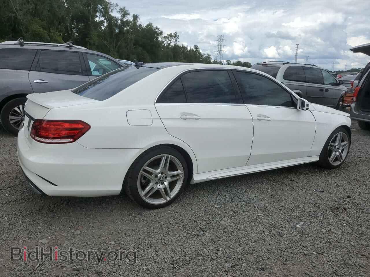 2014 MERCEDES-BENZ E-CLASS - VIN: WDDHF5KB1EA911040 - Фото 3
