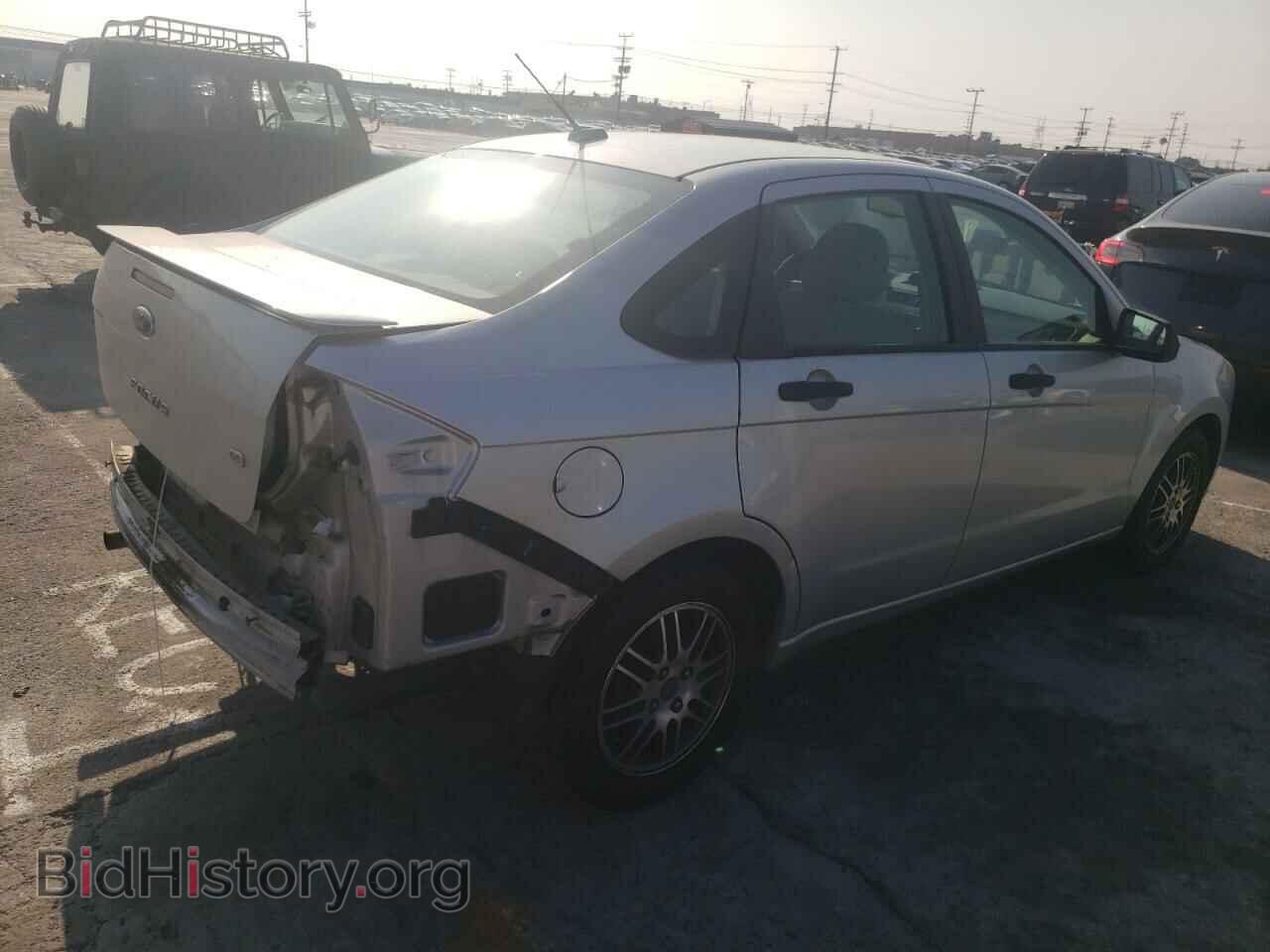 2011 FORD FOCUS - VIN: 1FAHP3FN5BW120174 - Фото 3