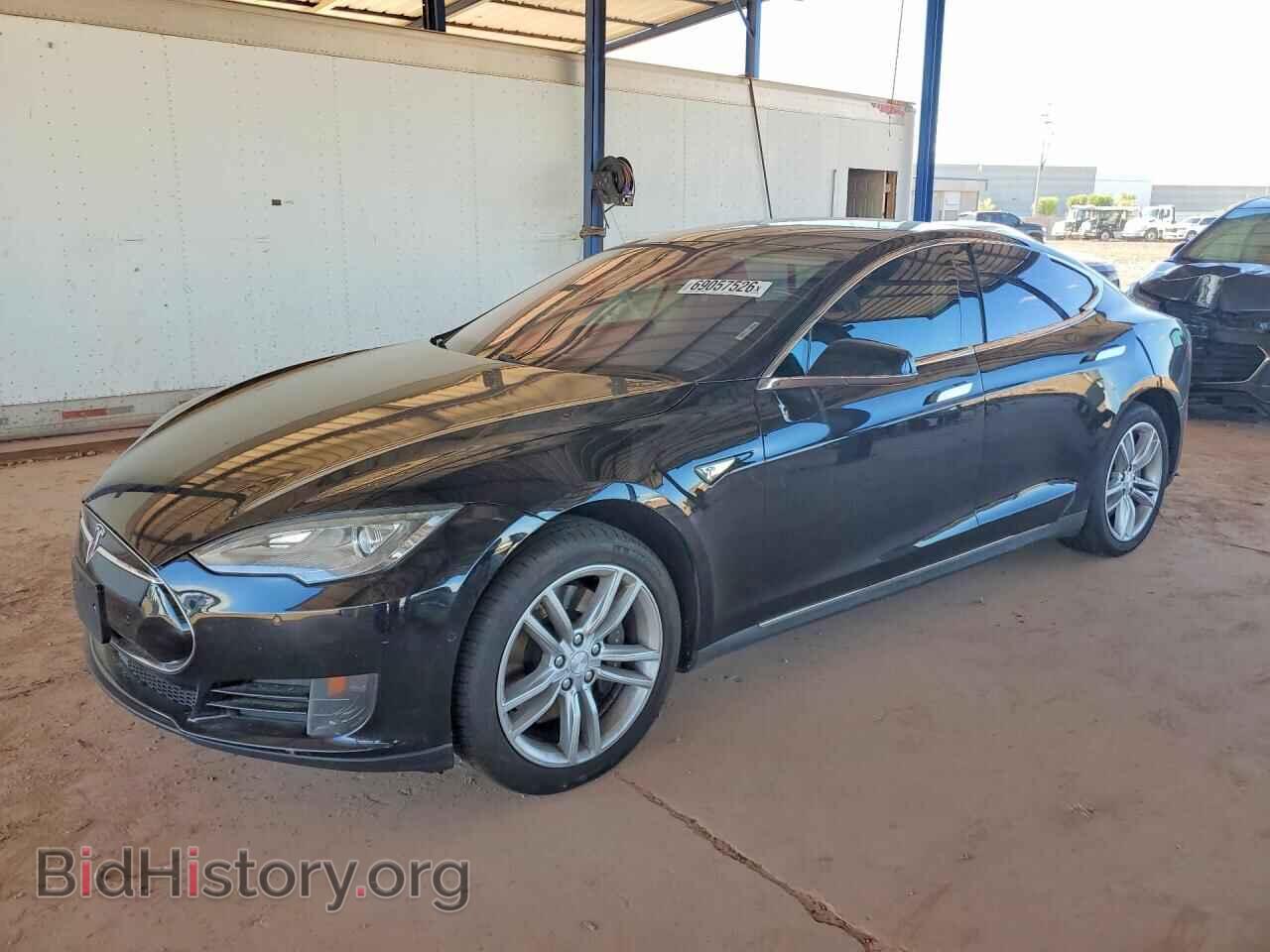 Фотография 5YJSA1H17FF085373 - TESLA MODEL S 2015