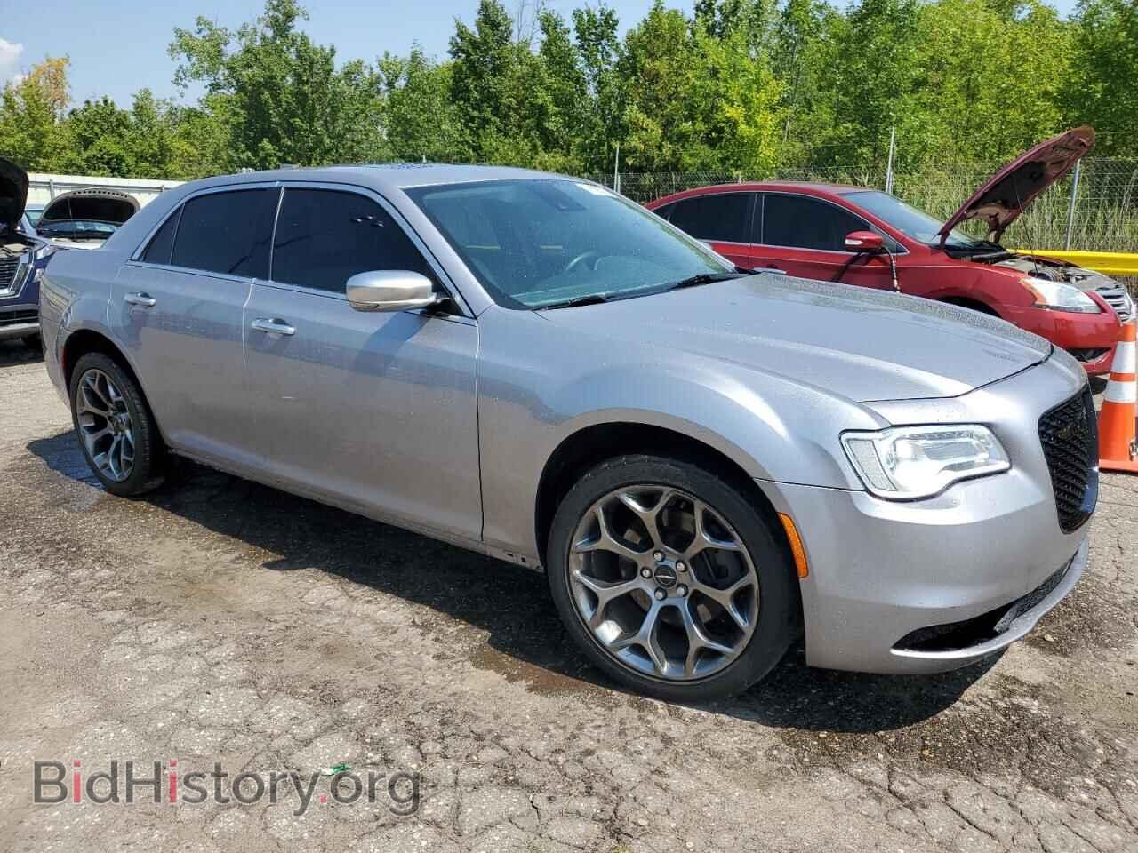 2016 CHRYSLER 300 - VIN: 2C3CCASG2GH288196 - Фото 4
