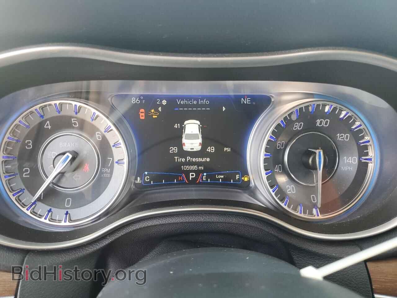 2016 CHRYSLER 300 - VIN: 2C3CCASG2GH288196 - Фото 9