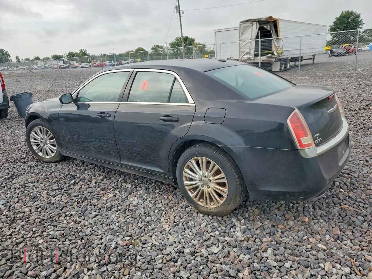 2013 CHRYSLER 300 - VIN: 2C3CCARG5DH533459 - Photo 2