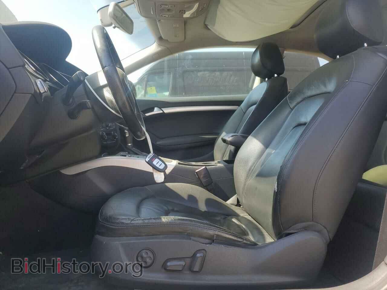 2010 AUDI A5 - VIN: WAULFAFR5AA014704 - Фото 7