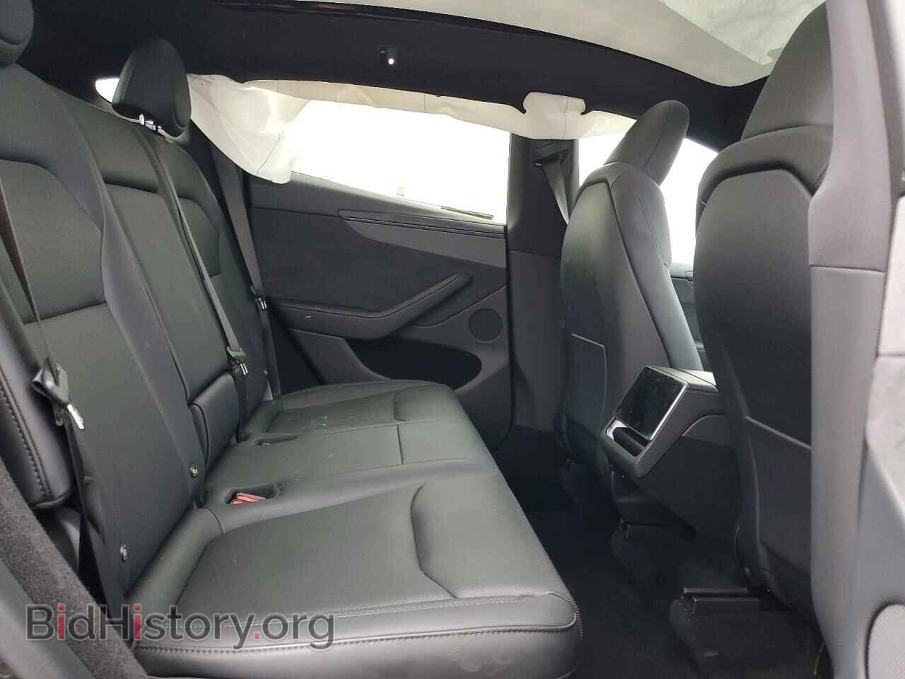 2026 TESLA MODEL Y - VIN: 7SAYGDED4TF680477 - Photo 10