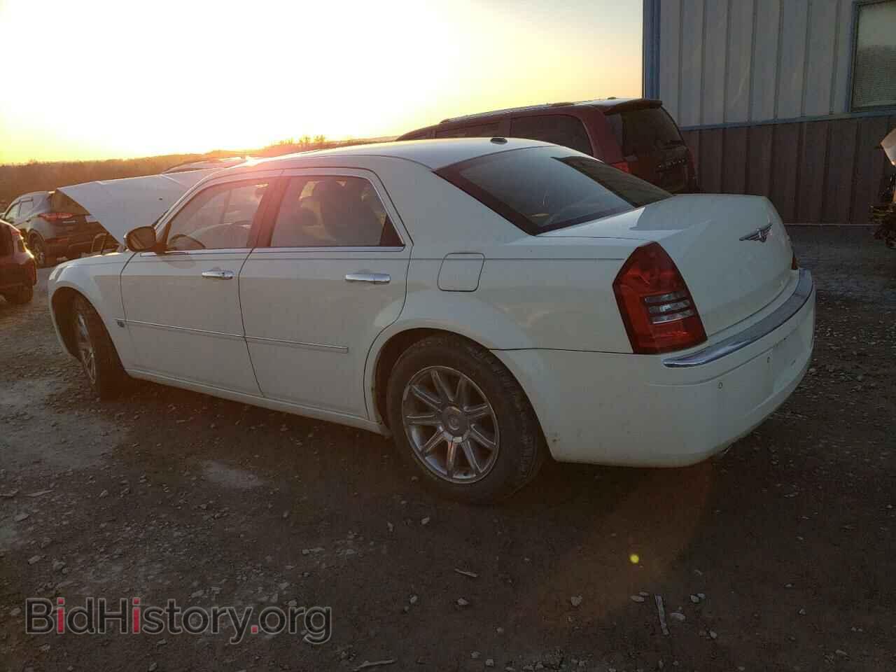 2006 CHRYSLER 300 - VIN: 2C3LA63H66H259387 - Фото 2