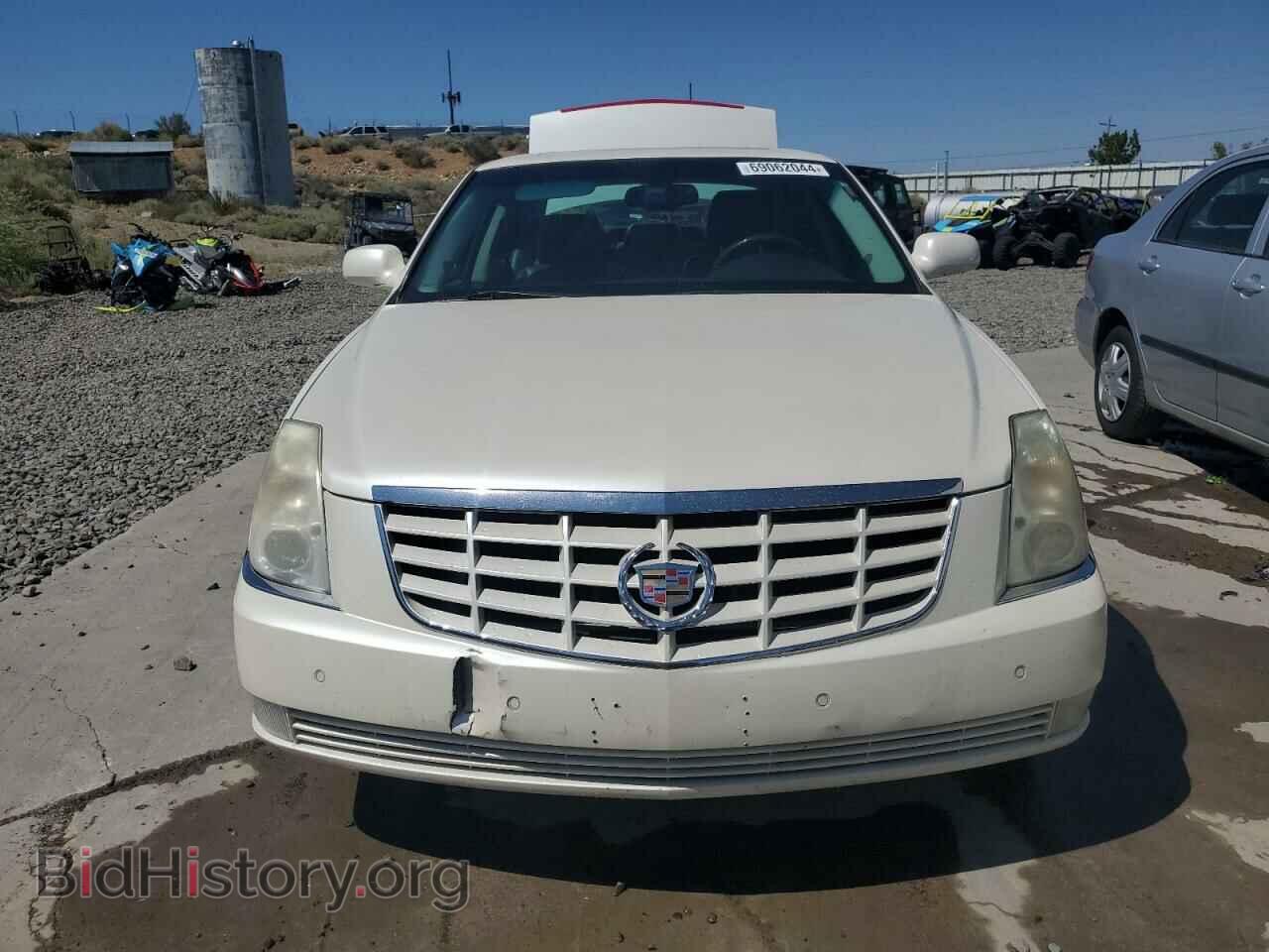 2011 CADILLAC DTS - VIN: 1G6KH5E64BU125447 - Фото 5