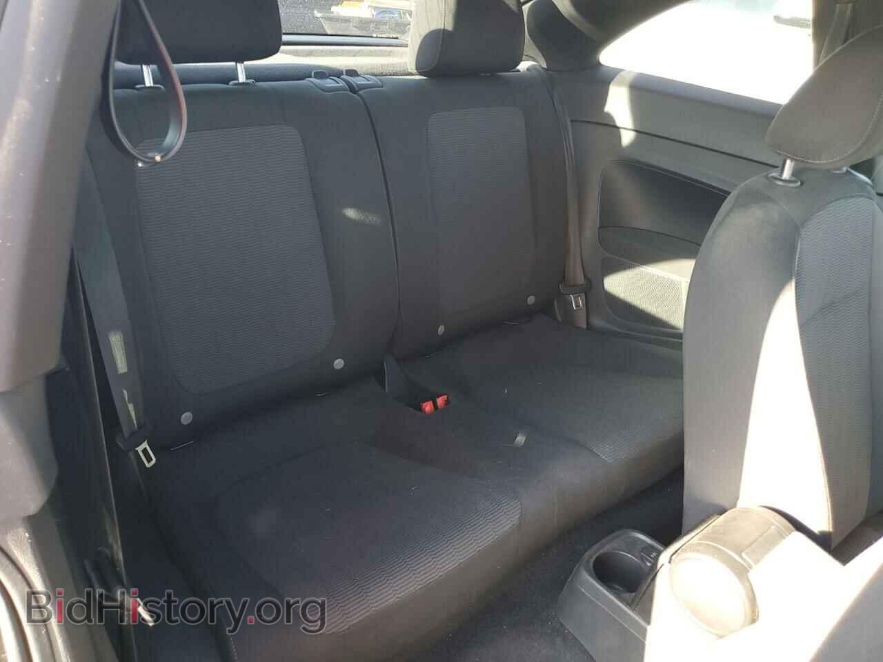 2013 VOLKSWAGEN BEETLE - VIN: 3VWFP7AT1DM645134 - Фото 10