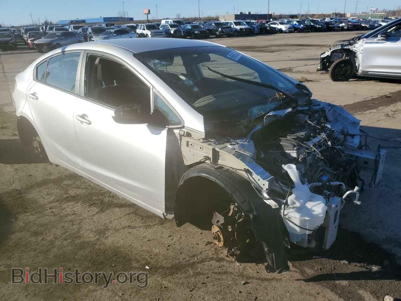 2017 KIA FORTE - VIN: 3KPFK4A77HE135468 - Фото 4