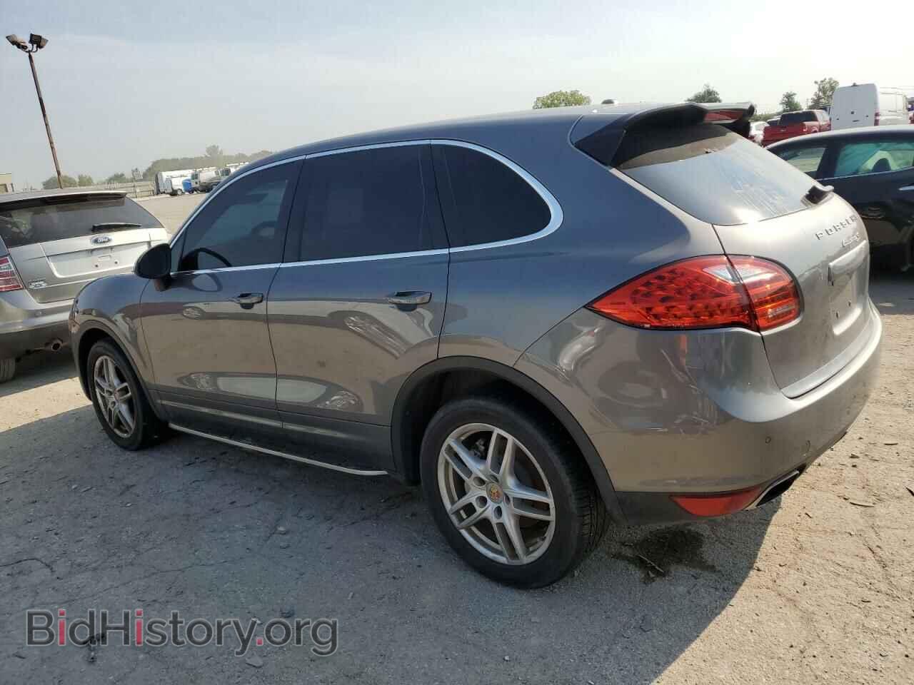 2011 PORSCHE CAYENNE - VIN: WP1AB2A25BLA42819 - Фото 2