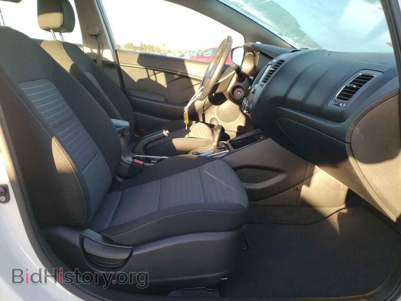 2017 KIA FORTE - VIN: 3KPFL4A72HE127520 - Фото 5