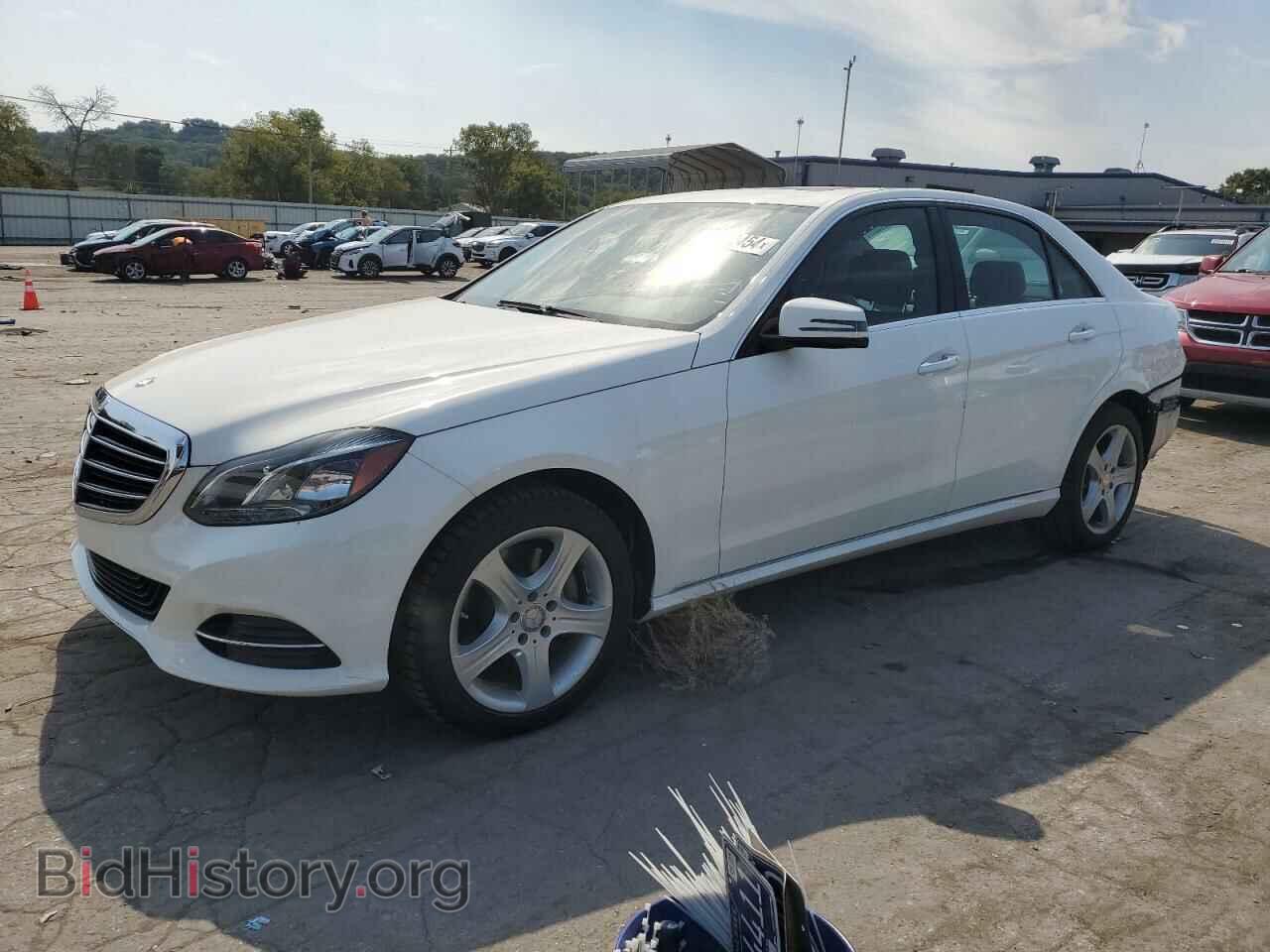 Photo WDDHF0EB7EA917908 - MERCEDES-BENZ E-CLASS 2014