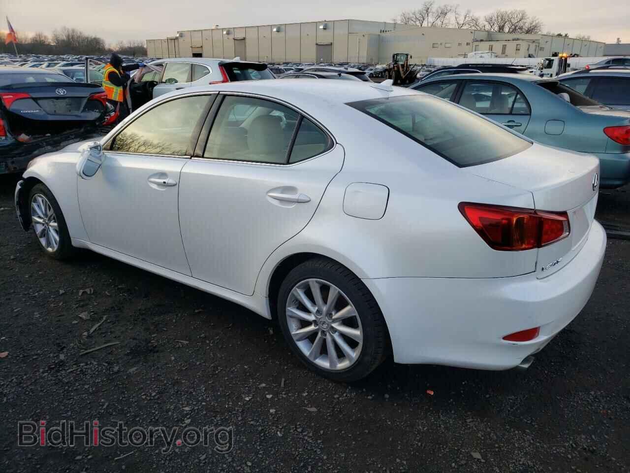 2010 LEXUS IS - VIN: JTHCF5C21A2034569 - Фото 2
