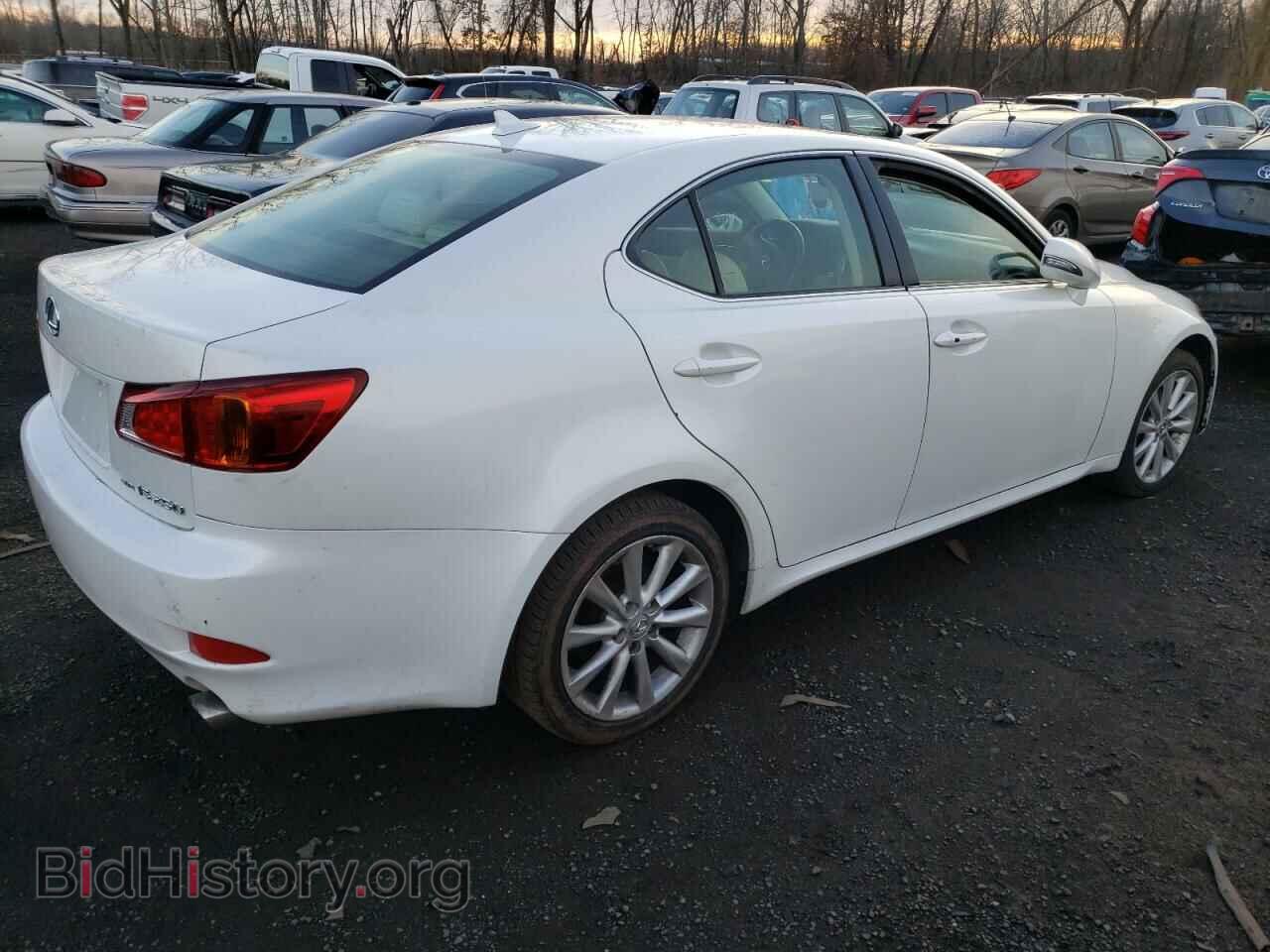 2010 LEXUS IS - VIN: JTHCF5C21A2034569 - Фото 3