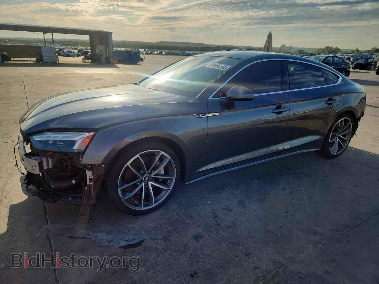 Photo WAUFACF55NA022781 - AUDI A5 2022
