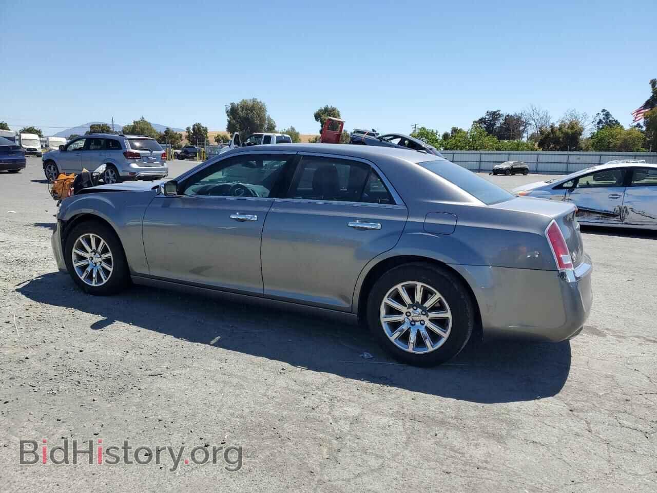 2011 CHRYSLER 300 - VIN: 2C3CA6CT9BH585344 - Фото 2