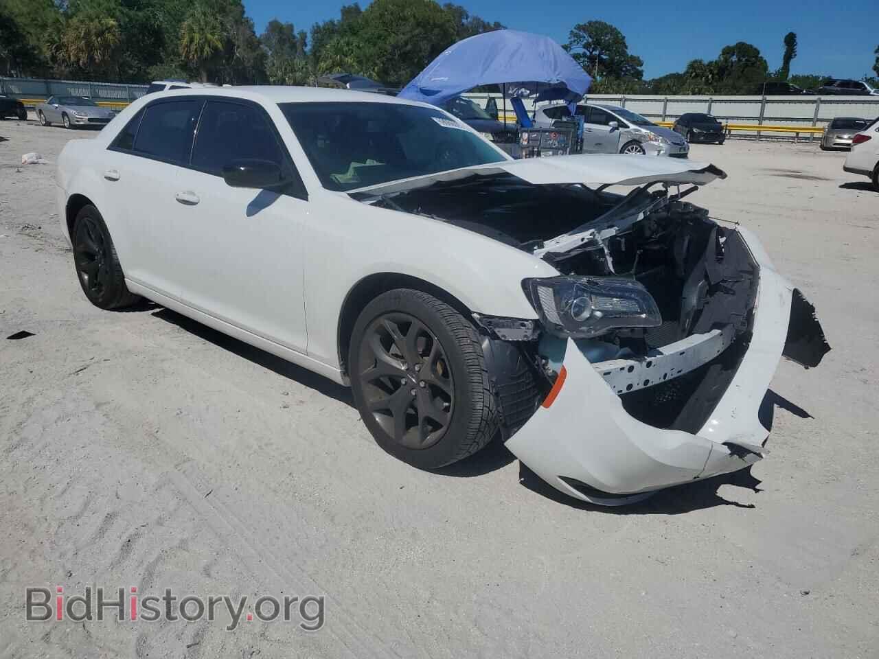 2021 CHRYSLER 300 - VIN: 2C3CCAAG5MH617826 - Фото 4