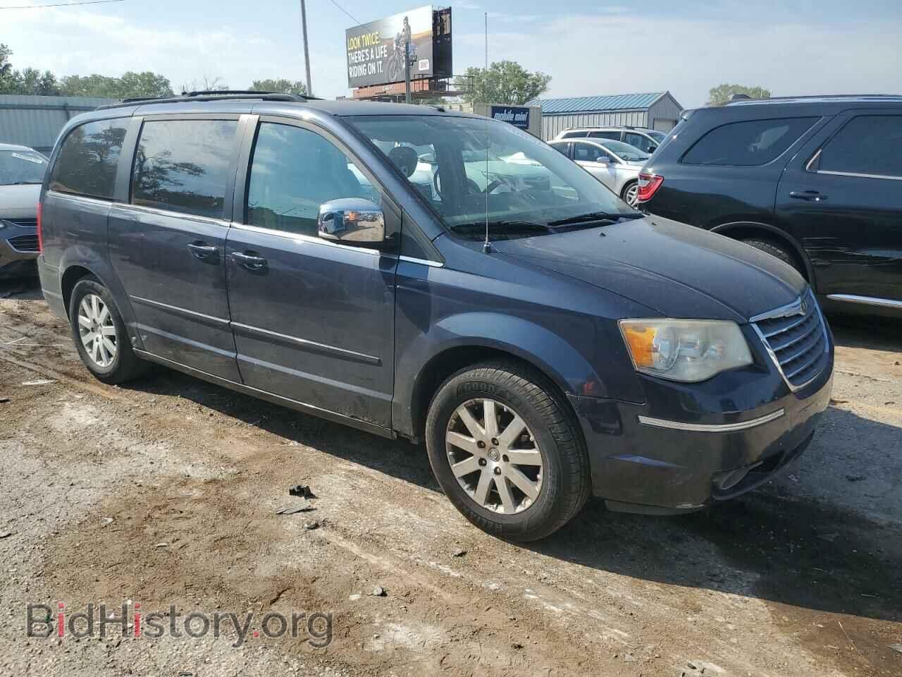 2008 CHRYSLER MINIVAN - VIN: 2A8HR54P88R134312 - Фото 4