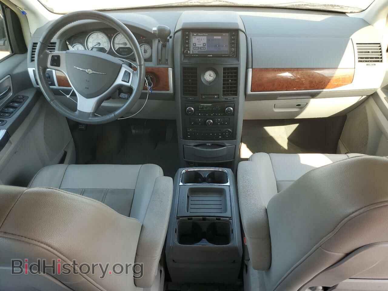 2008 CHRYSLER MINIVAN - VIN: 2A8HR54P88R134312 - Фото 8