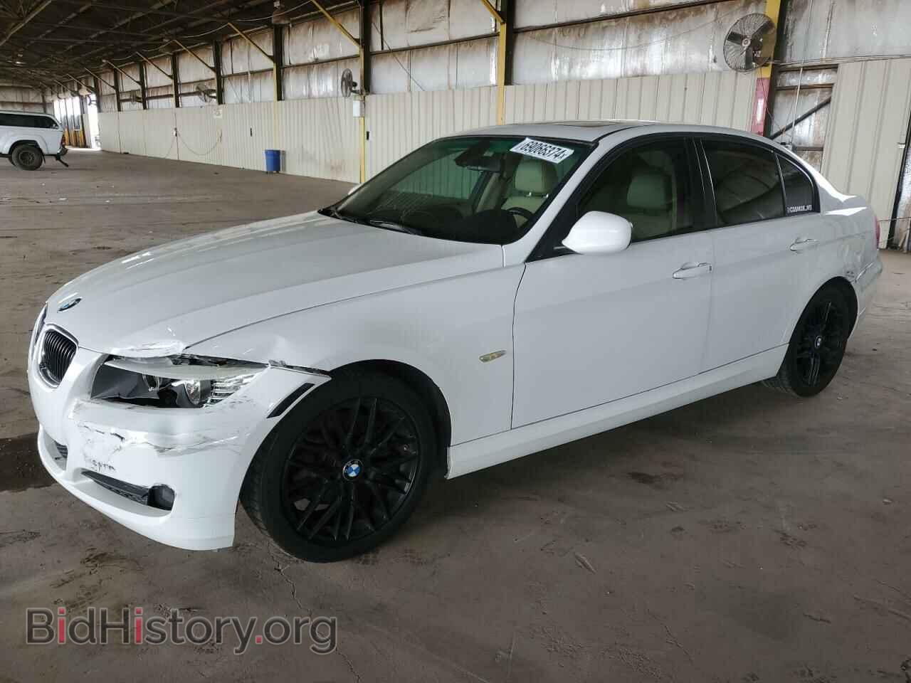 Фотография WBAPH5C56BF093129 - BMW 3 SERIES 2011