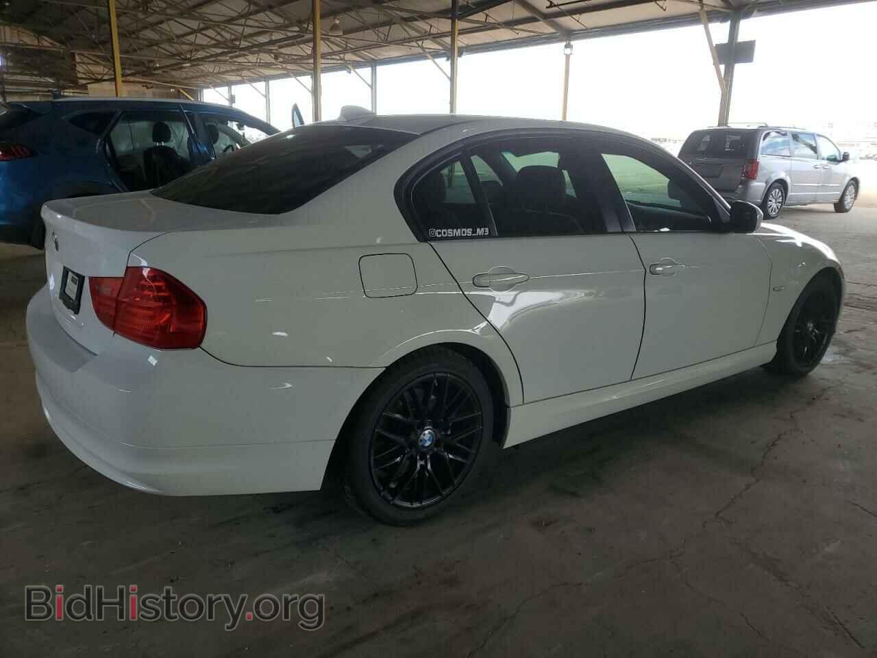 2011 BMW 3 SERIES - VIN: WBAPH5C56BF093129 - Фото 3