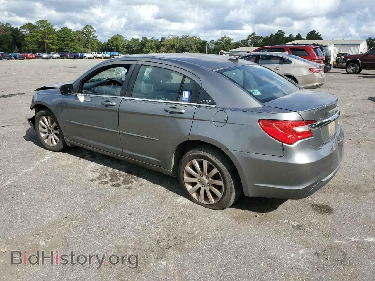 2012 CHRYSLER 200 - VIN: 1C3CCBBB0CN212598 - Фото 2