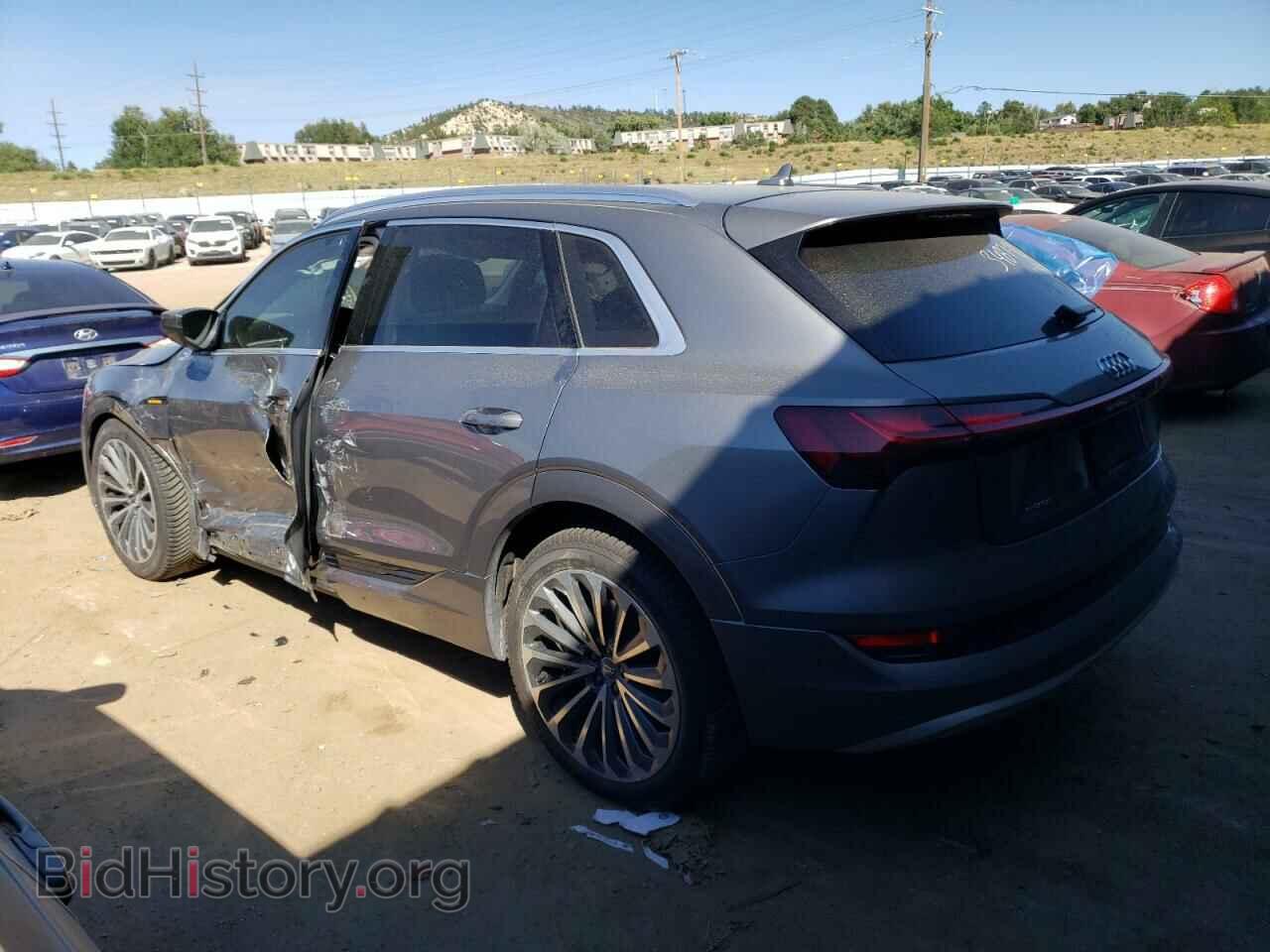 2019 AUDI E-TRON - VIN: WA1VAAGE0KB022771 - Photo 2