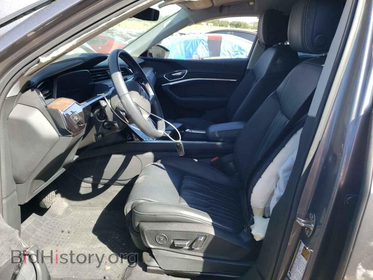 2019 AUDI E-TRON - VIN: WA1VAAGE0KB022771 - Photo 7