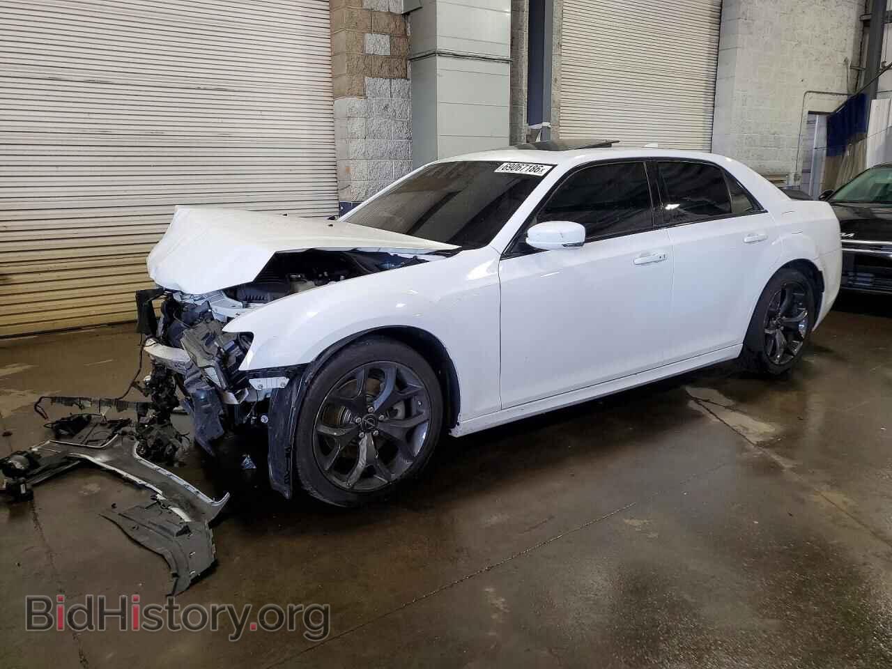 Фотография 2C3CCABT4NH232741 - CHRYSLER 300 2022