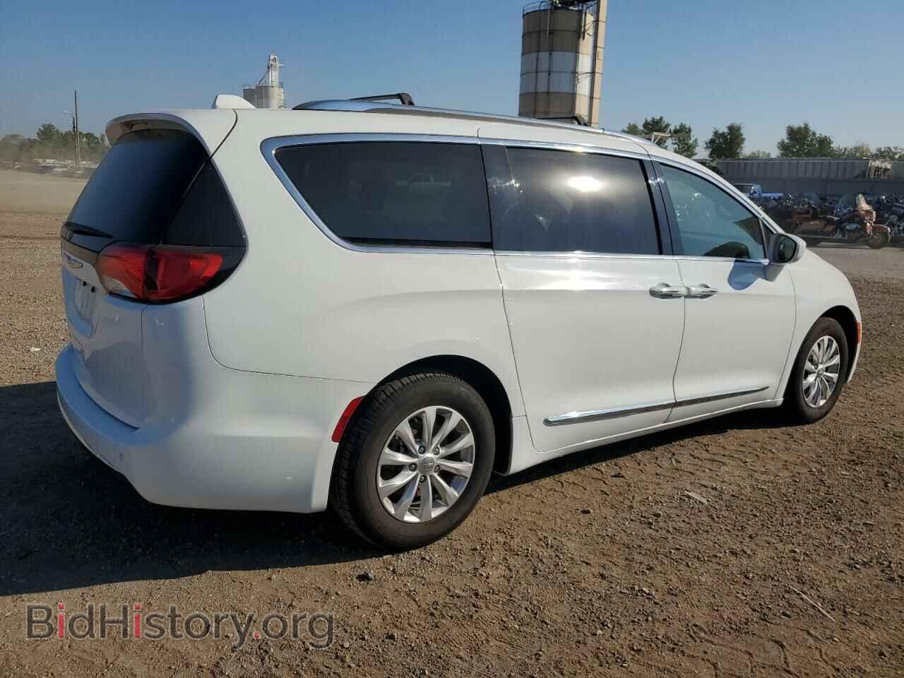 2019 CHRYSLER PACIFICA - VIN: 2C4RC1BG9KR655099 - Фото 3