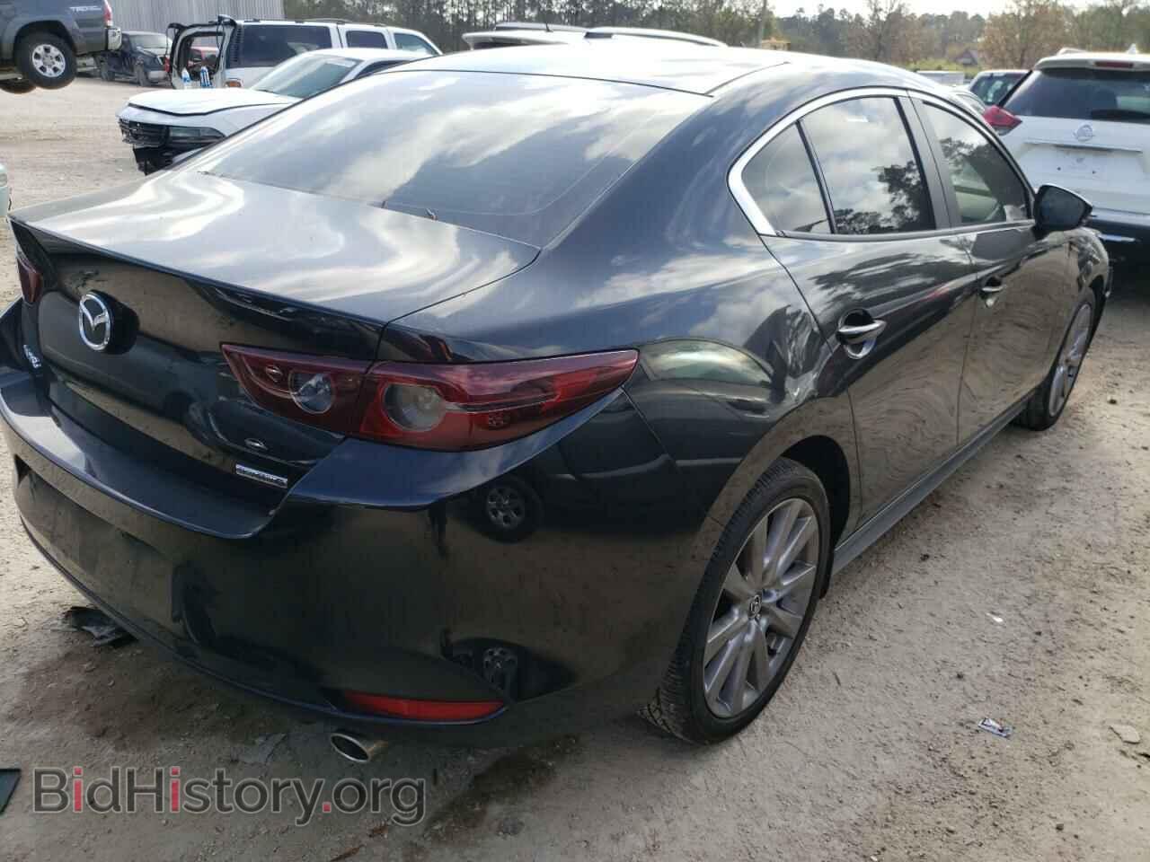 2021 MAZDA 3 - VIN: JM1BPACL2M1318850 - Photo 4