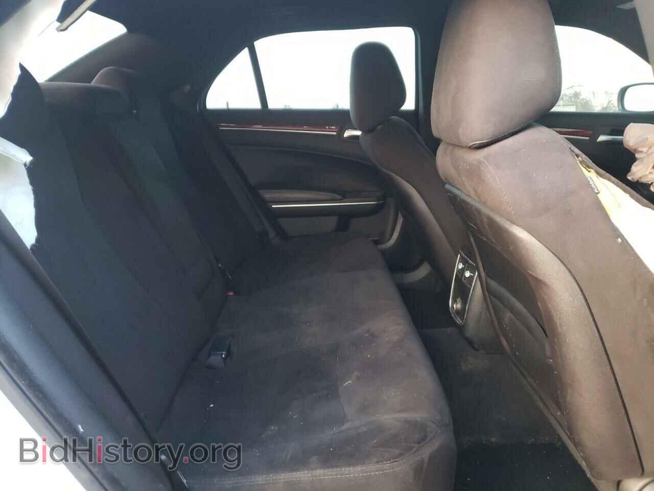 2012 CHRYSLER 300 - VIN: 2C3CCAAG1CH132999 - Фото 6