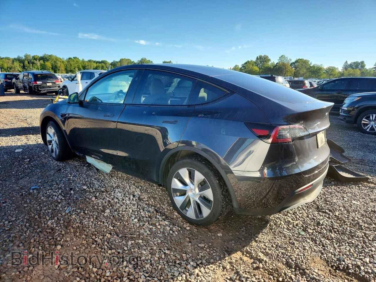 2024 TESLA MODEL Y - VIN: 7SAYGDEE4RF995605 - Photo 2