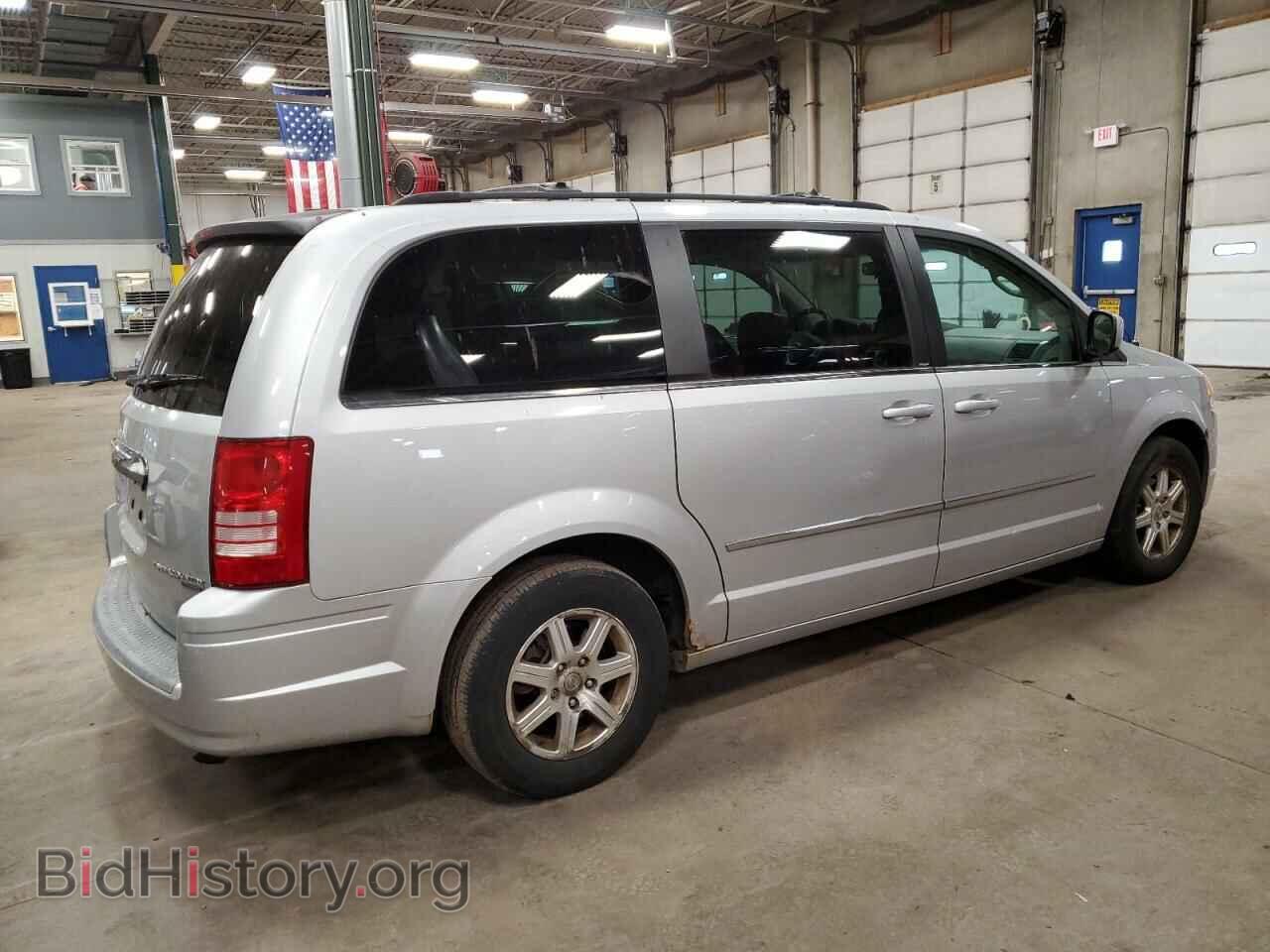 2009 CHRYSLER MINIVAN - VIN: 2A8HR54X09R566863 - Фото 3