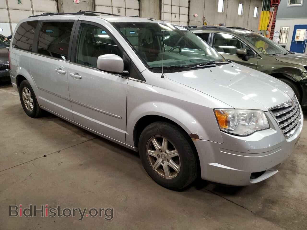 2009 CHRYSLER MINIVAN - VIN: 2A8HR54X09R566863 - Фото 4