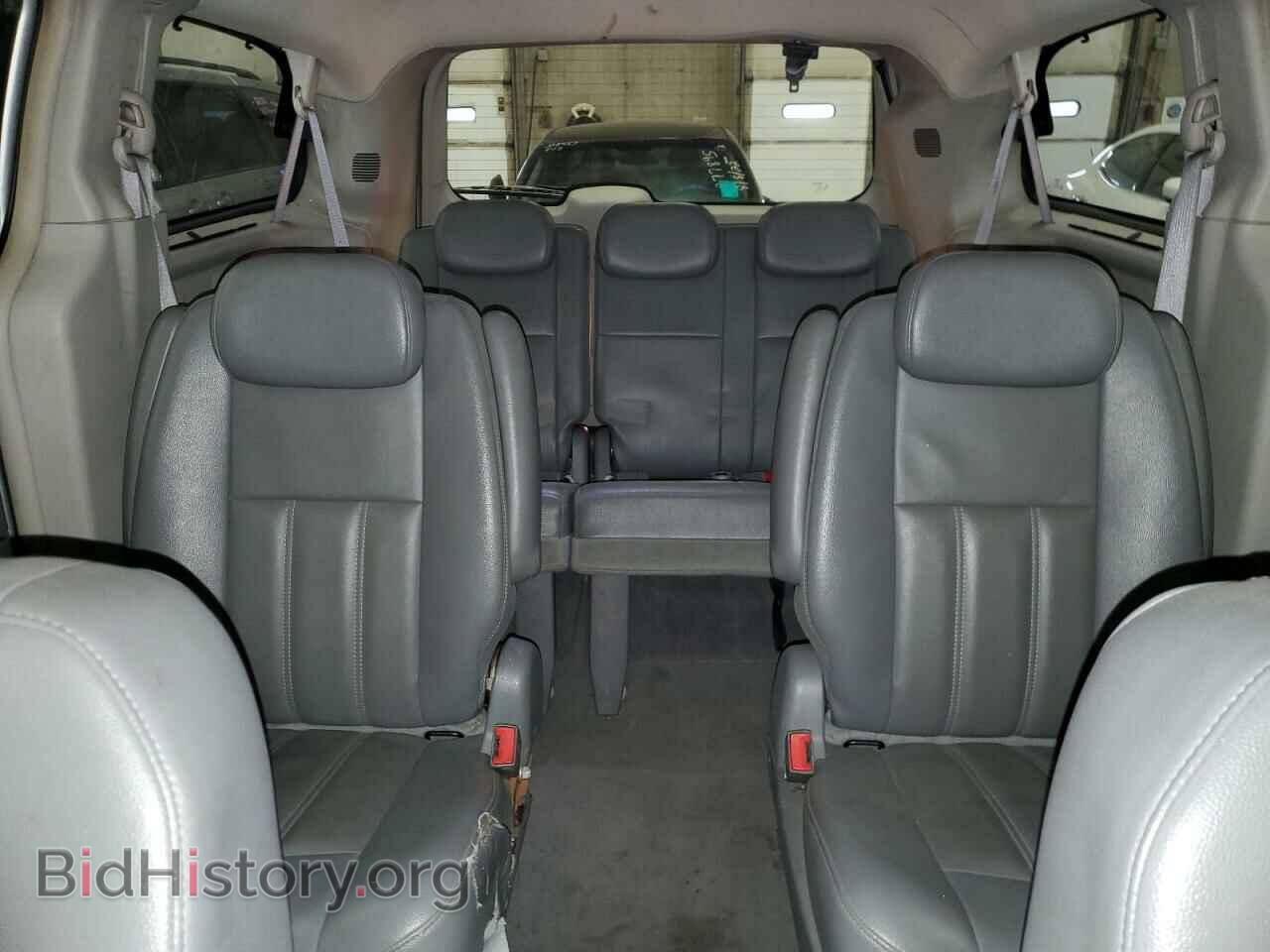 2009 CHRYSLER MINIVAN - VIN: 2A8HR54X09R566863 - Фото 10