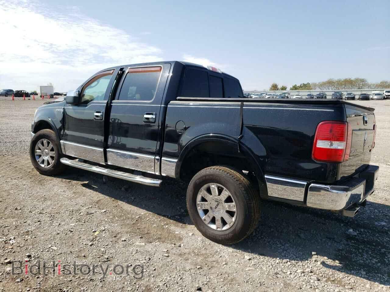 2006 LINCOLN MARK LT - VIN: 5LTPW18566FJ03073 - Фото 2